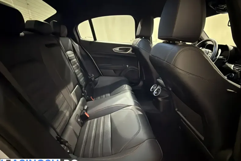 Alfa Romeo Giulia din 2023 cu 20.090 km - oferta ALF199912 - foto 12