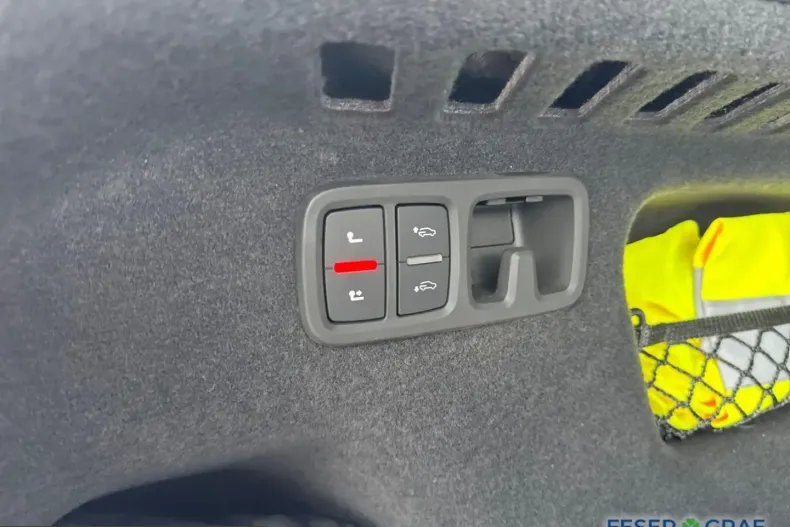 Audi Q8 din 2024 cu 19.650 km - oferta AUD199917 - foto 15