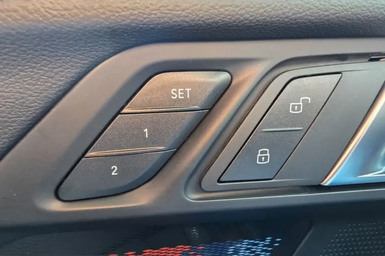 BMW M2 (Seria 2) din 2025 cu 16.299 km - oferta BMW199924 - foto 19