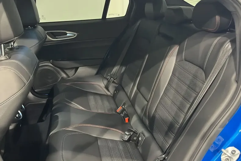 Alfa Romeo Giulia din 2023 cu 32.500 km - oferta ALF199927 - foto 8