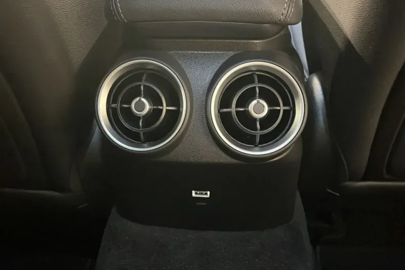 Alfa Romeo Giulia din 2023 cu 32.500 km - oferta ALF199927 - foto 9