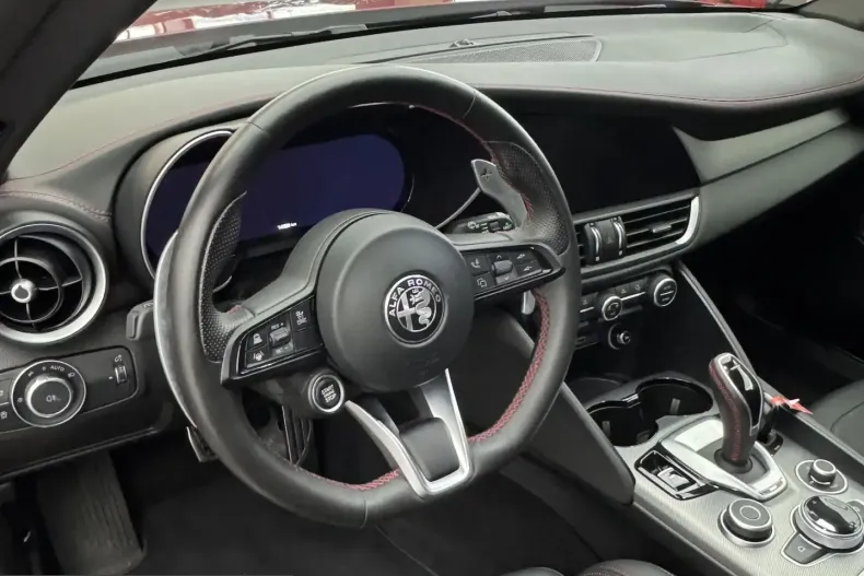 Alfa Romeo Giulia din 2023 cu 14.303 km - oferta ALF199929 - foto 14