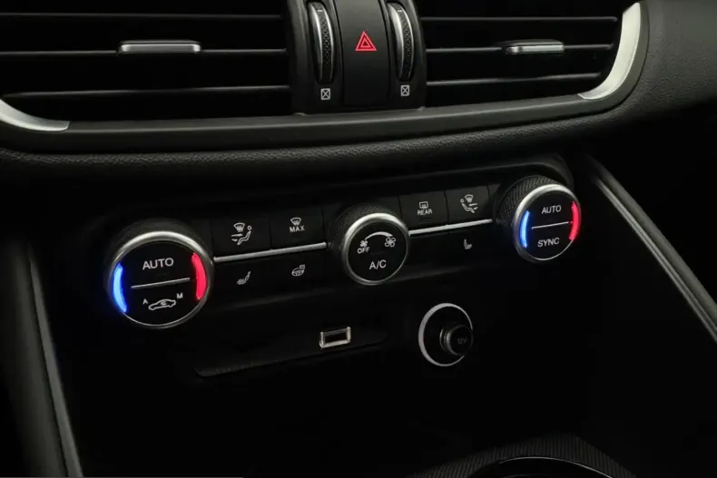 Alfa Romeo Giulia din 2023 cu 14.303 km - oferta ALF199929 - foto 26