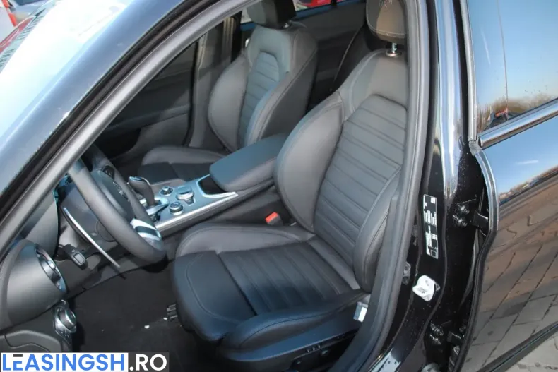 Alfa Romeo Giulia din 2023 cu 28.490 km - oferta ALF199930 - foto 11