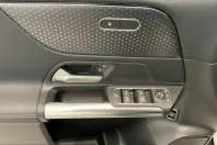 Mercedes-Benz GLA 220 (Clasa GLA) din 2024 cu 3.781 km - oferta MER199940 - foto 15