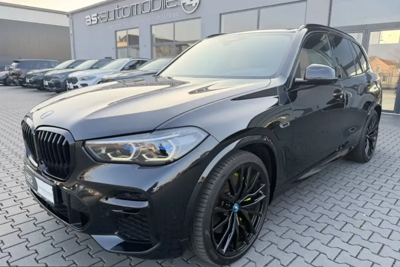 BMW X5 (Seria X) din 2022 cu 66.990 km - oferta BMW199941 - foto 1