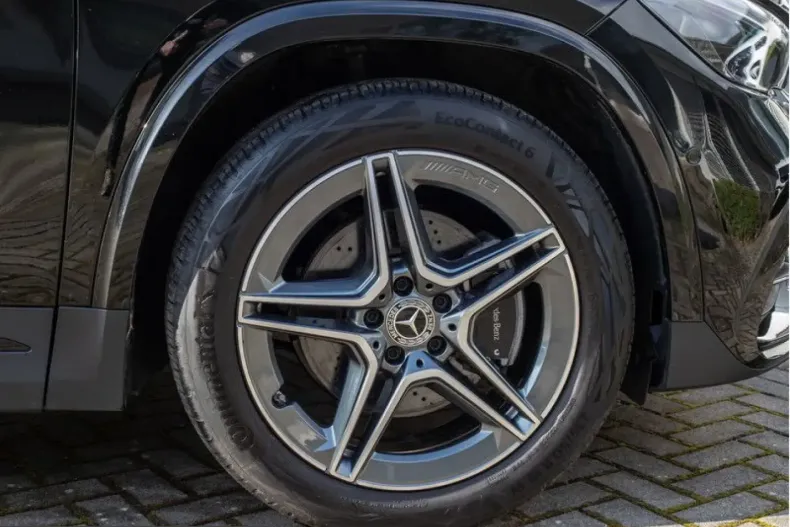 Mercedes-Benz GLA 220 (Clasa GLA) din 2024 cu 17.365 km - oferta MER199944 - foto 7