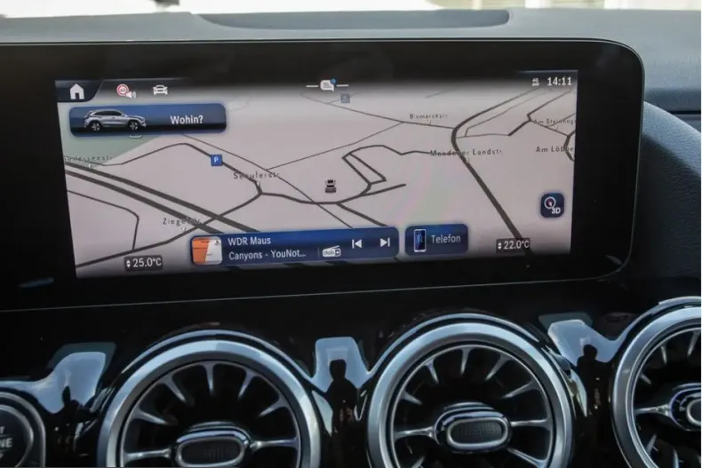 Mercedes-Benz GLA 220 (Clasa GLA) din 2024 cu 17.365 km - oferta MER199944 - foto 13