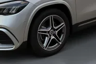 Mercedes-Benz GLA 220 (Clasa GLA) din 2024 cu 9.900 km - oferta MER199946 - foto 7