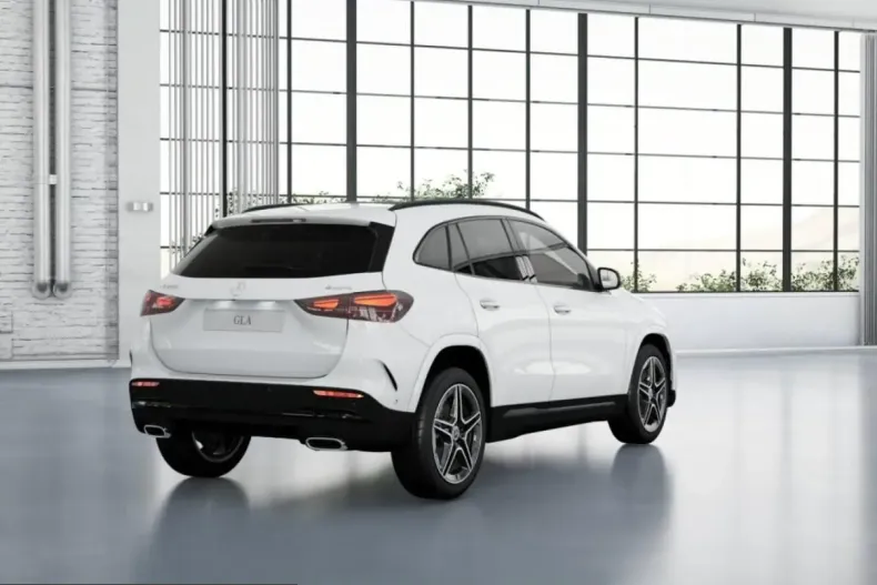 Mercedes-Benz GLA 220 (Clasa GLA) din 2024 cu 6.447 km - oferta MER199948 - foto 3