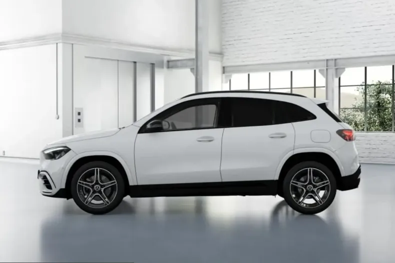 Mercedes-Benz GLA 220 (Clasa GLA) din 2024 cu 6.447 km - oferta MER199948 - foto 5