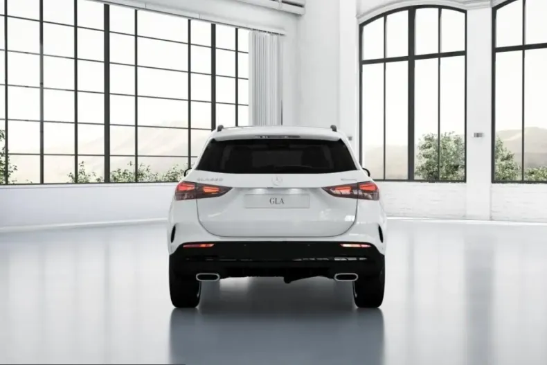 Mercedes-Benz GLA 220 (Clasa GLA) din 2024 cu 6.447 km - oferta MER199948 - foto 7