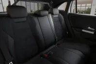 Mercedes-Benz GLA 220 (Clasa GLA) din 2024 cu 6.447 km - oferta MER199948 - foto 9