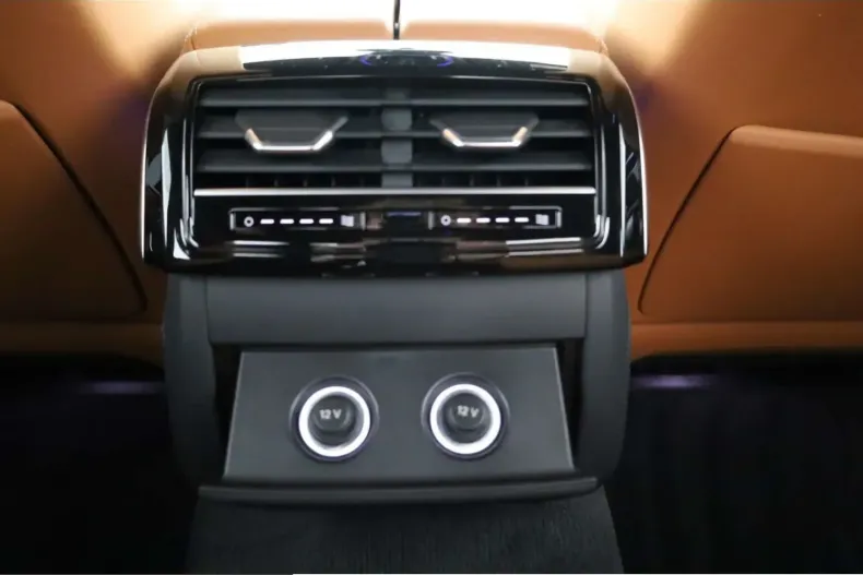 Audi A8 din 2024 cu 48.267 km - oferta AUD199950 - foto 24