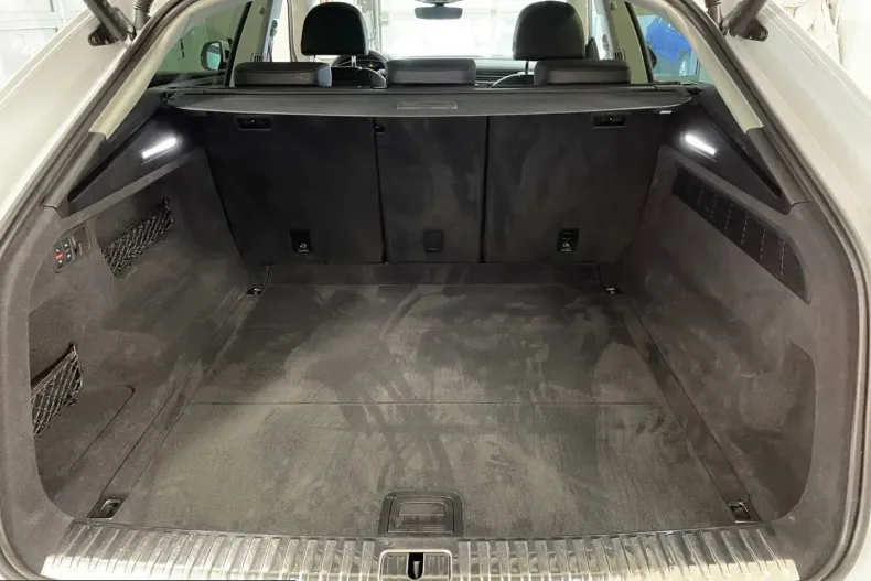 Audi Q8 din 2023 cu 56.600 km - oferta AUD199951 - foto 15