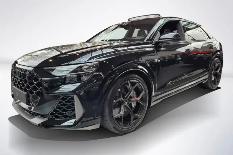 Audi RSQ8 din 2025 cu 22.000 km - oferta AUD199954 - foto 1