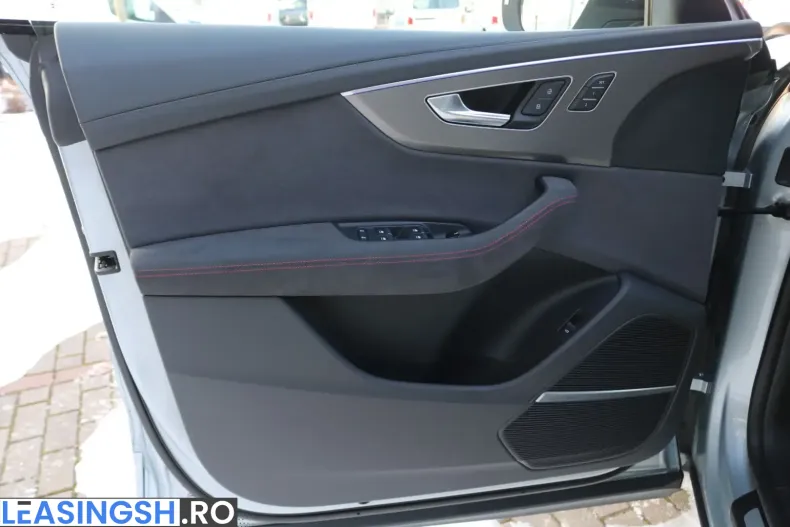 Audi RSQ8 din 2025 cu 9.990 km - oferta AUD199956 - foto 8