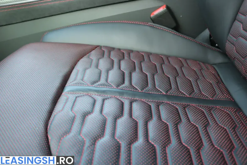 Audi RSQ8 din 2025 cu 9.990 km - oferta AUD199956 - foto 12