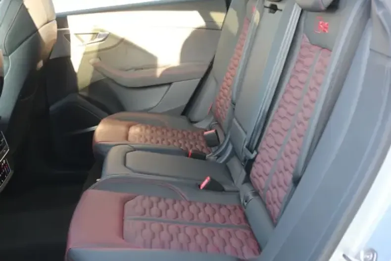 Audi RSQ8 din 2025 cu 9.990 km - oferta AUD199956 - foto 18