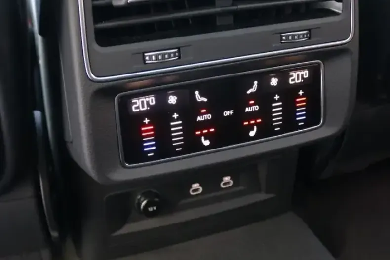 Audi RSQ8 din 2025 cu 9.990 km - oferta AUD199956 - foto 20