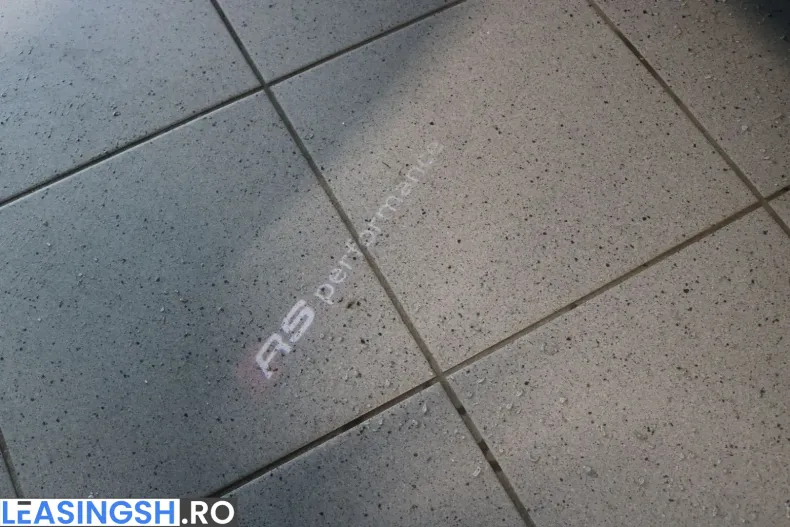 Audi RSQ8 din 2025 cu 9.990 km - oferta AUD199956 - foto 35