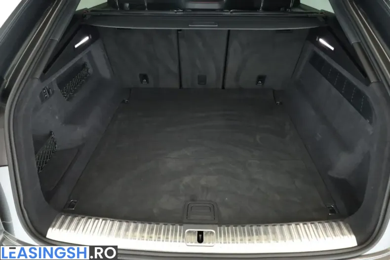 Audi RSQ8 din 2025 cu 19.100 km - oferta AUD199959 - foto 8