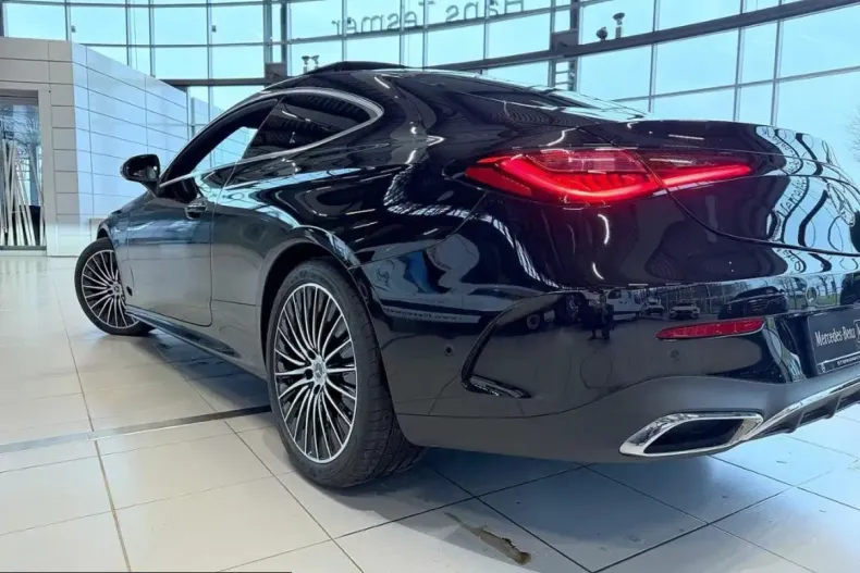 Mercedes-Benz CLE 220 (Clasa CLE) din 2024 cu 17.000 km - oferta MER199965 - foto 3