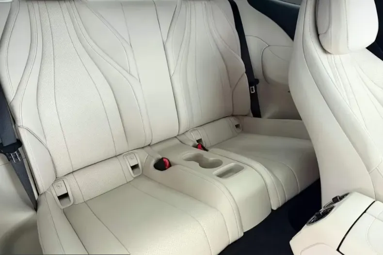 Mercedes-Benz CLE 220 (Clasa CLE) din 2024 cu 17.000 km - oferta MER199965 - foto 12