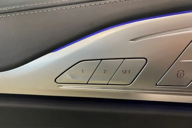 Alpina B8 din 2023 cu 88.116 km - oferta ALP199970 - foto 8