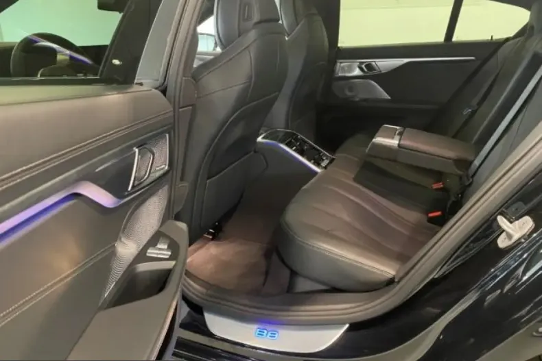 Alpina B8 din 2023 cu 88.116 km - oferta ALP199970 - foto 20