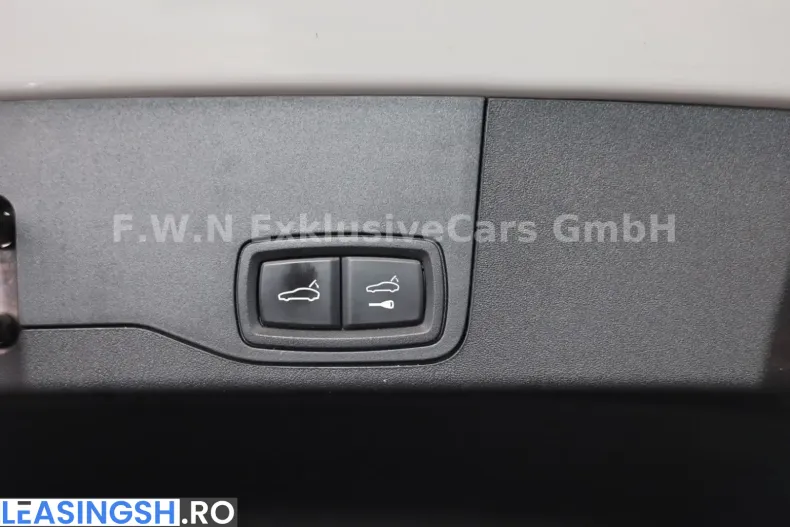 Porsche Taycan din 2023 cu 79.867 km - oferta POR199972 - foto 29