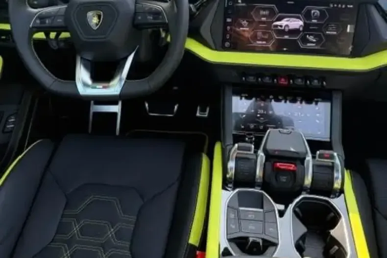 Lamborghini Urus din 2025 cu 1.100 km - oferta LAM199978 - foto 7