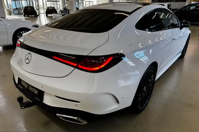 Mercedes-Benz CLE 220 (Clasa CLE) din 2024 cu 25.793 km - oferta MER199981 - foto 5
