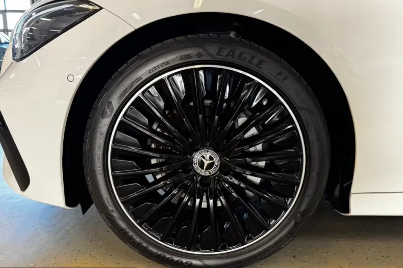 Mercedes-Benz CLE 220 (Clasa CLE) din 2024 cu 25.793 km - oferta MER199981 - foto 10