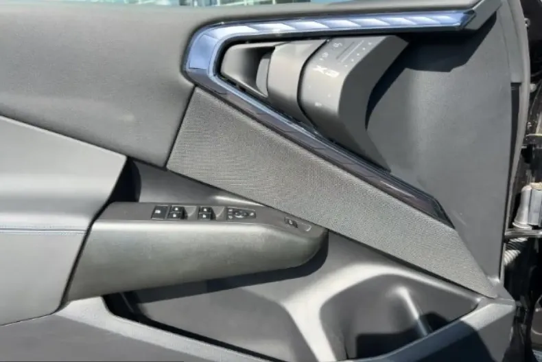 BMW X3 (Seria X) din 2025 cu 9.655 km - oferta BMW199986 - foto 12