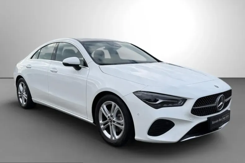 Mercedes-Benz CLA 180 (Clasa CLA) din 2024 cu 8.500 km - oferta MER199991 - foto 1