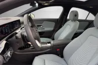 Mercedes-Benz CLA 180 (Clasa CLA) din 2024 cu 8.500 km - oferta MER199991 - foto 14