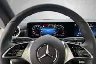 Mercedes-Benz CLA 180 (Clasa CLA) din 2024 cu 8.500 km - oferta MER199991 - foto 18