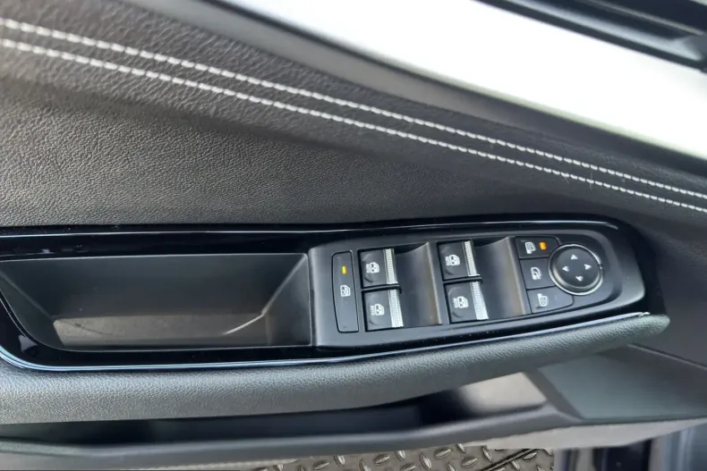 Renault Austral din 2025 cu 10.074 km - oferta REN199992 - foto 24