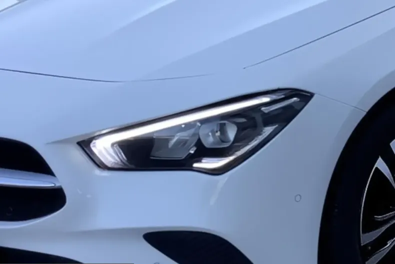 Mercedes-Benz CLA 200 (Clasa CLA) din 2023 cu 41.267 km - oferta MER199995 - foto 5