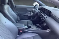 Mercedes-Benz CLA 200 (Clasa CLA) din 2023 cu 41.267 km - oferta MER199995 - foto 10