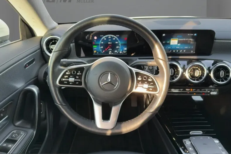 Mercedes-Benz CLA 250 (Clasa CLA) din 2021 cu 46.229 km - oferta MER199997 - foto 10