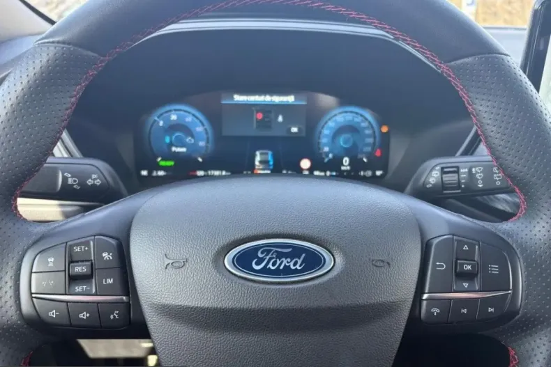 Ford Kuga din 2025 cu 17.381 km - oferta FOR200008 - foto 12