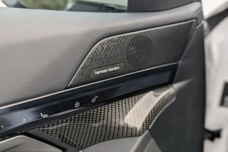 BMW 520 (Seria 5) din 2025 cu 24.987 km - oferta BMW200009 - foto 16