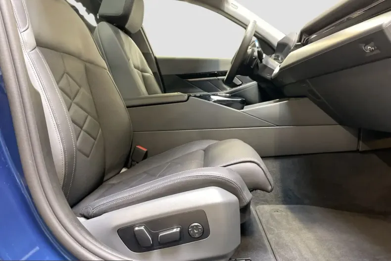 BMW 520 (Seria 5) din 2024 cu 24.805 km - oferta BMW200014 - foto 7