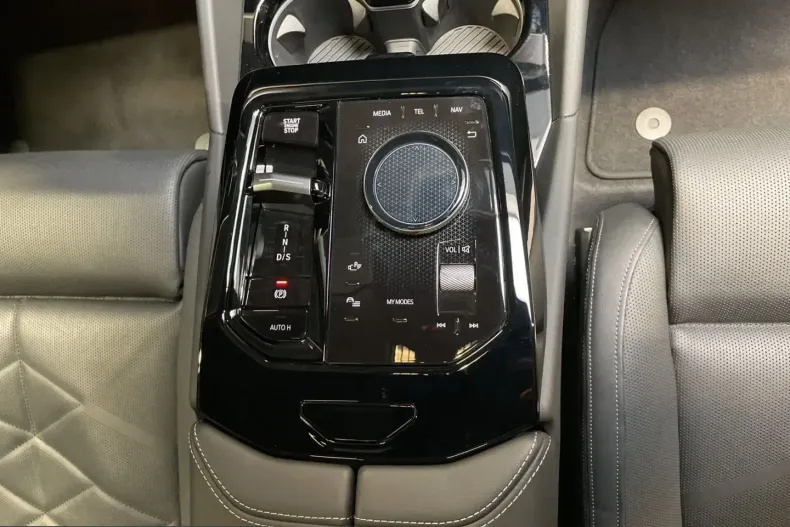 BMW 520 (Seria 5) din 2024 cu 24.805 km - oferta BMW200014 - foto 13