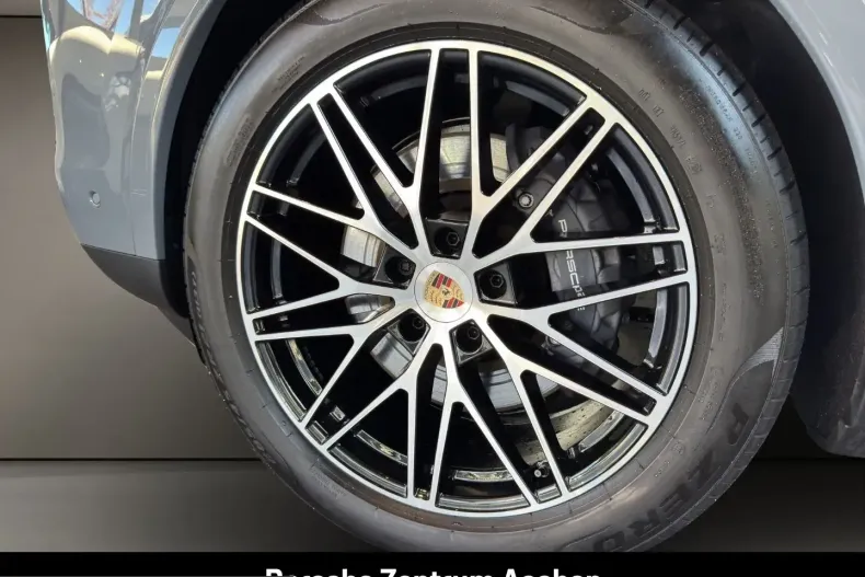 Porsche Cayenne din 2024 cu 23.977 km - oferta POR200015 - foto 10