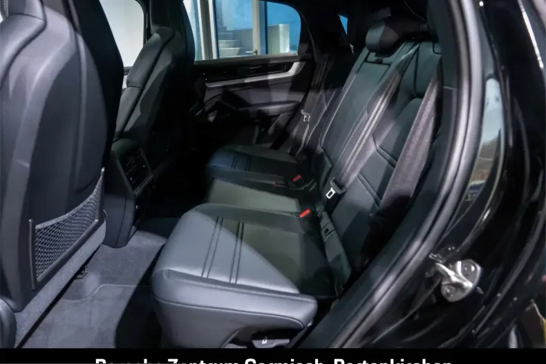 Porsche Cayenne din 2024 cu 19.099 km - oferta POR200016 - foto 11