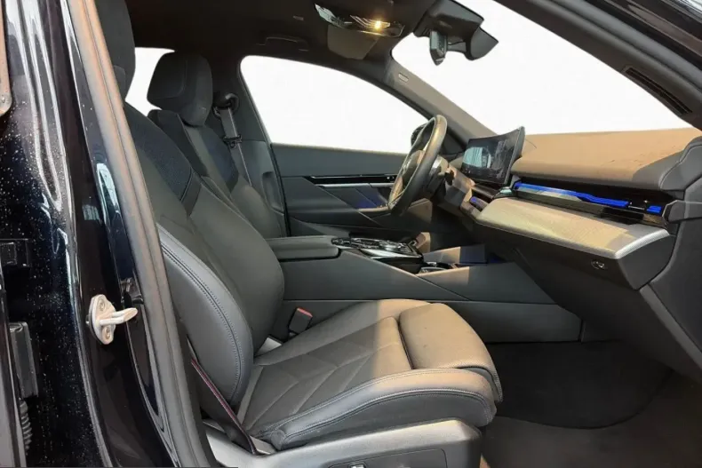 BMW 520 (Seria 5) din 2025 cu 20.000 km - oferta BMW200018 - foto 7