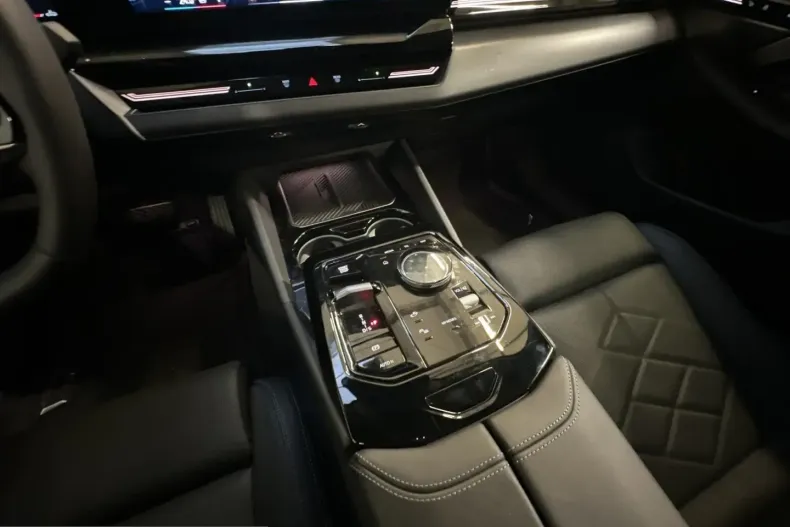 BMW 520 (Seria 5) din 2024 cu 20.800 km - oferta BMW200025 - foto 10